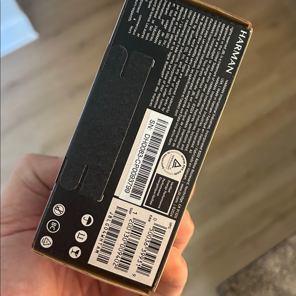 JBL GO4 Portable Speaker in White - Picture 3 of 3